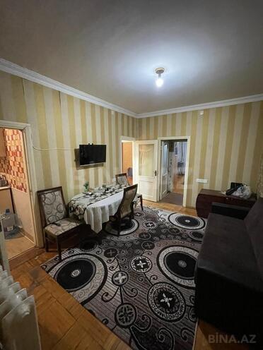 Сдаётся 3-комн. вторичка 75 м², м. 20 января, photo 1 from 16