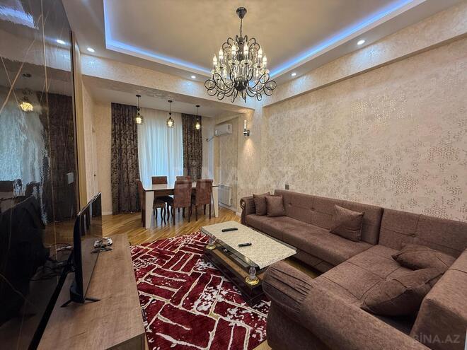 Сдаётся 3-комн. новостройка 85 м², м. Шах Исмаил Хатаи, photo 1 from 18