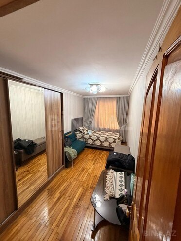 Продаётся 2-комн. вторичка 55 м², м. Иншаатчылар, photo 6 from 12