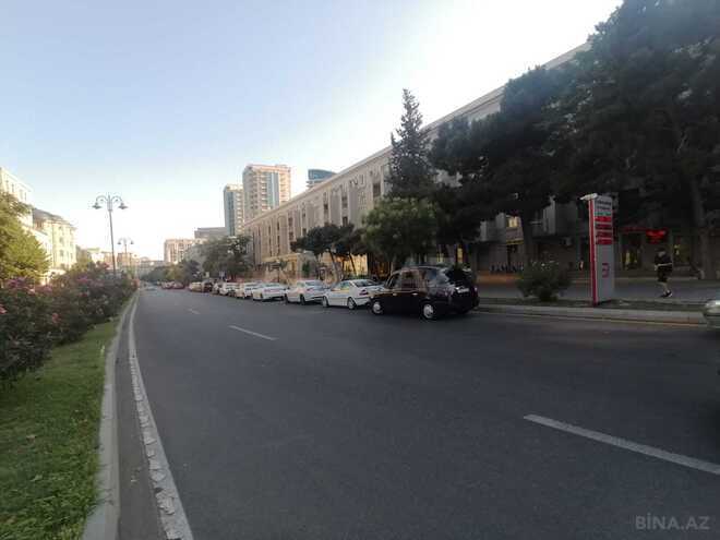 Продаётся 2-комн. вторичка 60 м², Ясамальский р., photo 15 from 16