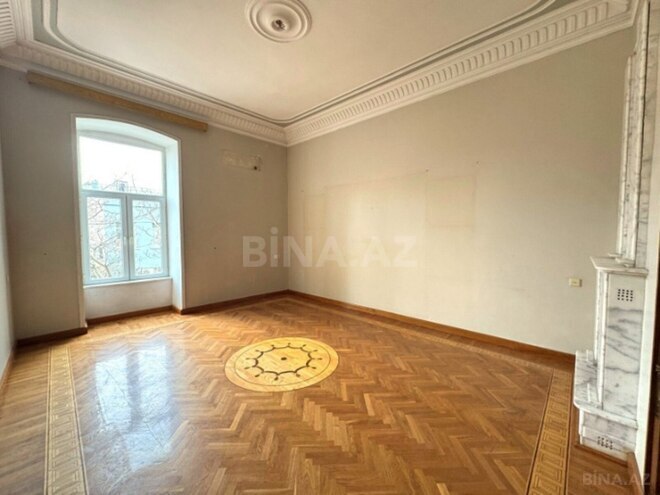 Satılır 4 otaqlı köhnə tikili 185 m², İçəri Şəhər m., photo 13 from 18
