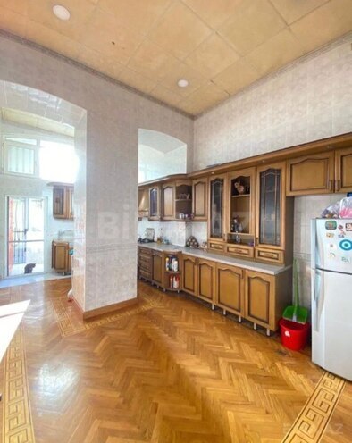 Satılır 4 otaqlı köhnə tikili 185 m², İçəri Şəhər m., photo 11 from 18