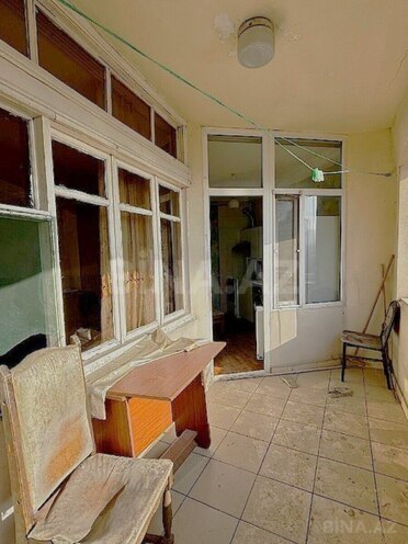 Продаётся 3-комн. вторичка 70 м², м. Низами, photo 17 from 19