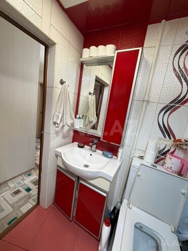 Satılır 3 otaqlı köhnə tikili 65 m², İnşaatçılar m., photo 15 from 16