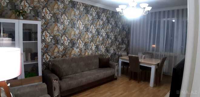 Продаётся 3-комн. вторичка 75 м², м. Насими, photo 1 from 10