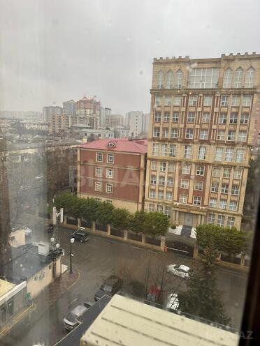 Продаётся 3-комн. вторичка 100 м², м. 28 мая, photo 21 from 23