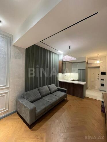 Продаётся 1-комн. новостройка 42 м², м. Элмляр Академиясы, photo 9 from 14