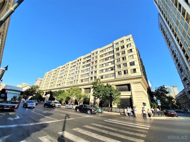 Сдаётся 2-комн. вторичка 60 м², м. 28 мая, photo 1 from 16