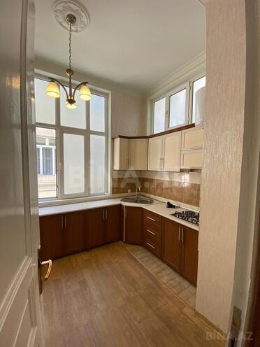 Сдаётся 5-комн. офис 150 м², м. Низами, photo 13 from 16