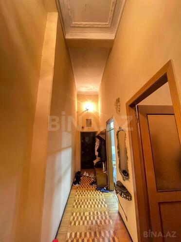 Satılır 4 otaqlı köhnə tikili 105 m², Sahil m., photo 15 from 17