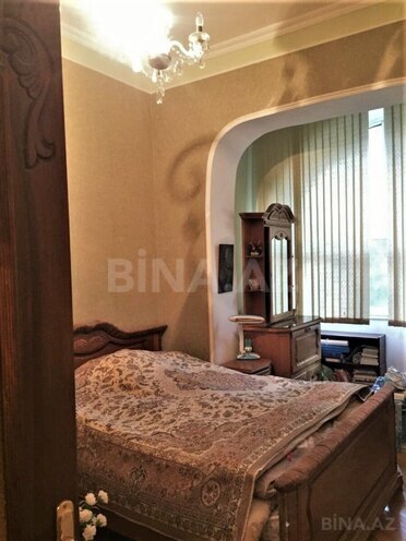 Сдаётся 2-комн. вторичка 70 м², Насиминский  р., photo 6 from 11