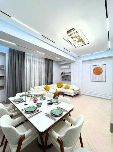 Продаётся 3-комн. новостройка 125 м², Насиминский  р., photo 1 from 12