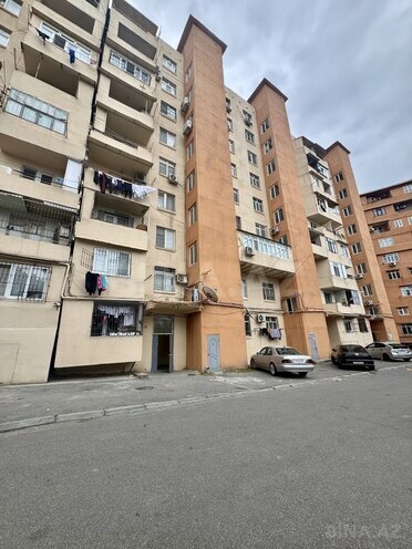 Продаётся 2-комн. вторичка 65 м², м. Ази Асланов, photo 1 from 12