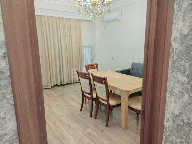 Сдаётся 2-комн. новостройка 65 м², м. 8 ноября, photo 1 from 16