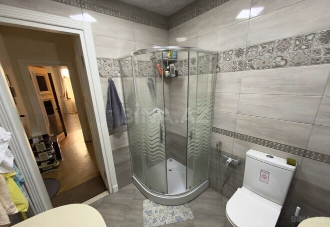 Продаётся 3-комн. вторичка 80 м², м. Элмляр Академиясы, photo 12 from 16