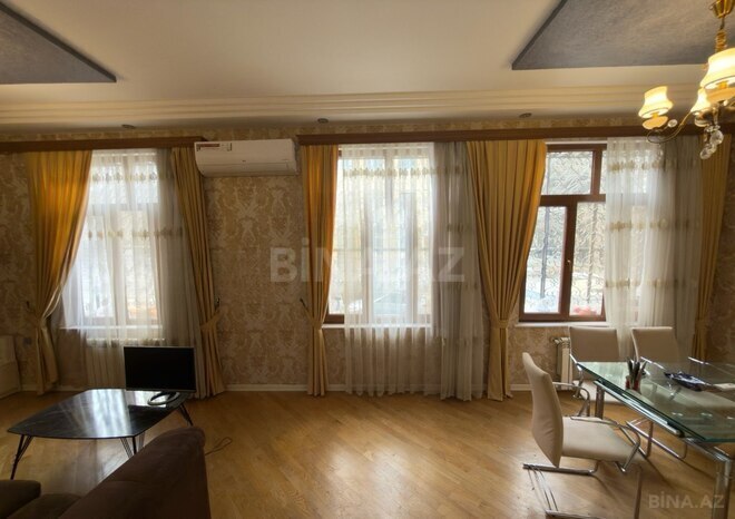 Продаётся 3-комн. вторичка 80 м², м. Элмляр Академиясы, photo 1 from 16