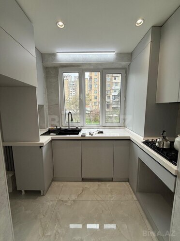 Satılır 4 otaqlı köhnə tikili 90 m², Həzi Aslanov q., photo 12 from 20