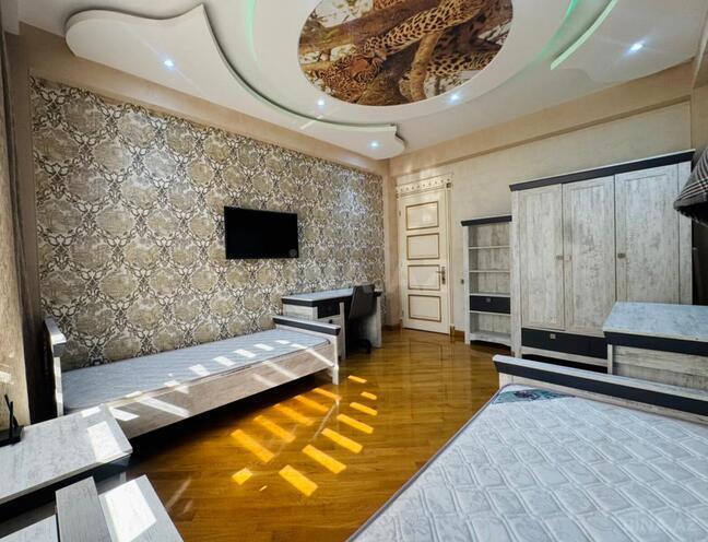 Satılır 3 otaqlı köhnə tikili 140 m², Xalqlar Dostluğu m., photo 15 from 31