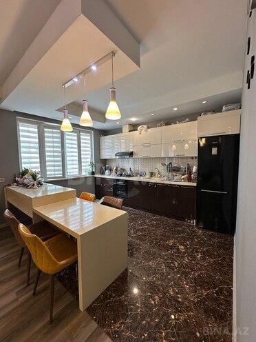 Продаётся 9-комн. дом/дача 320 м², м. Иншаатчылар, photo 11 from 32