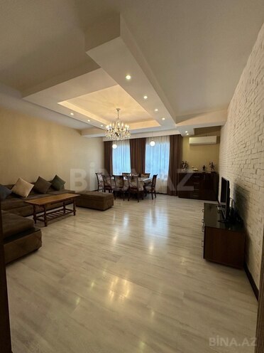 Продаётся 9-комн. дом/дача 320 м², м. Иншаатчылар, photo 20 from 32