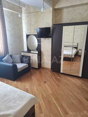 Сдаётся 2-комн. новостройка 100 м², м. Элмляр Академиясы, photo 9 from 23