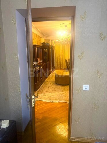 Продаётся 3-комн. вторичка 75 м², м. Нефтчиляр, photo 5 from 21
