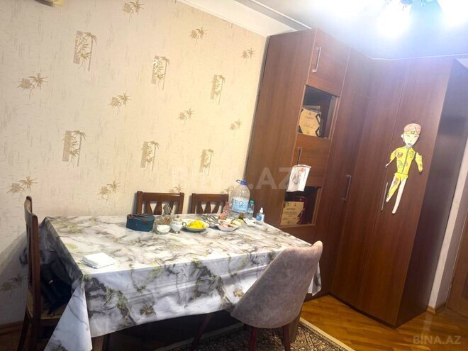 Продаётся 3-комн. вторичка 75 м², м. Нефтчиляр, photo 9 from 21