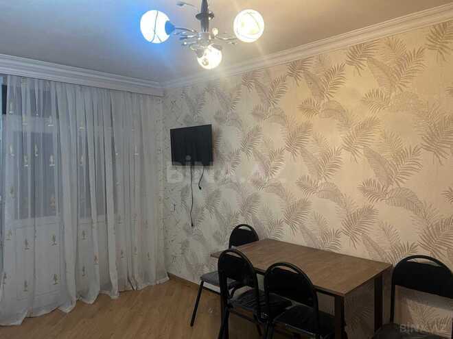 Сдаётся 2-комн. вторичка 45 м², м. Кара Караев, photo 1 from 10