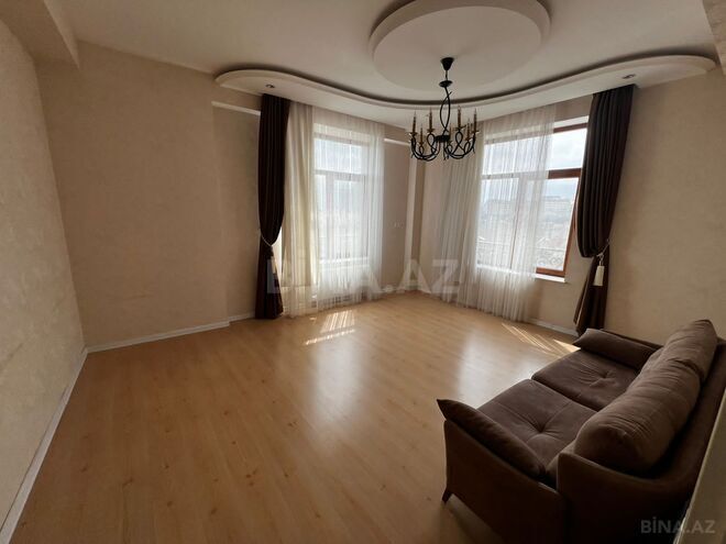 Сдаётся 3-комн. новостройка 135 м², Хатаинский р., photo 3 from 13