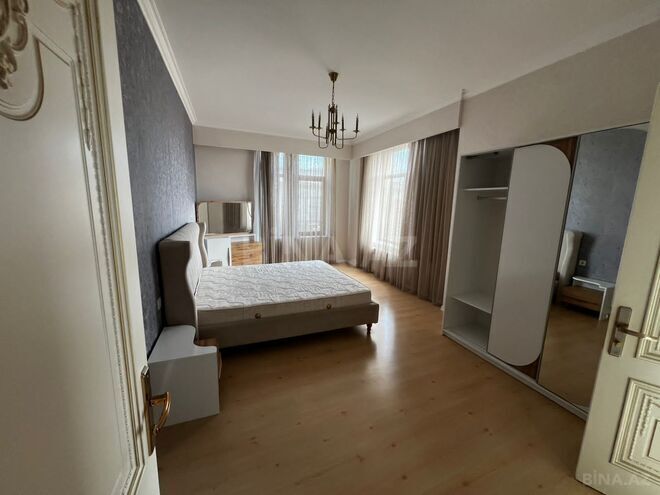 Сдаётся 3-комн. новостройка 135 м², Хатаинский р., photo 12 from 13