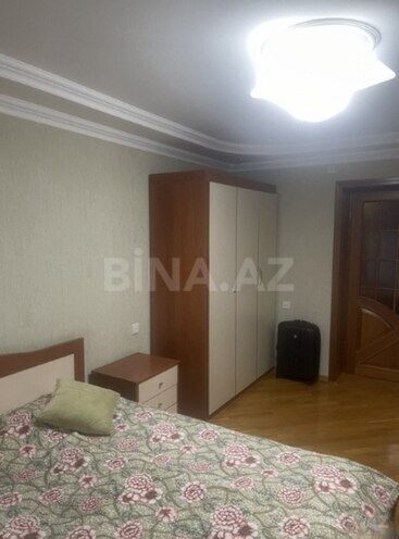 Продаётся 3-комн. вторичка 80 м², м. Низами, photo 6 from 12