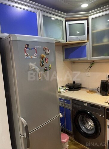 Продаётся 3-комн. вторичка 80 м², м. Низами, photo 8 from 12