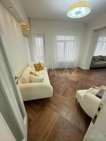 Продаётся 3-комн. новостройка 141 м², м. Элмляр Академиясы, photo 3 from 17