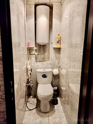 Satılır 3 otaqlı köhnə tikili 90 m², Qara Qarayev m., photo 7 from 12