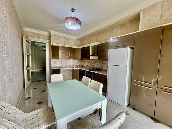İcarəyə verilir 4 otaqlı yeni tikili 180 m², Sahil m., photo 19 from 25
