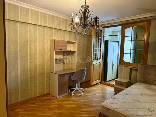 Продаётся 3-комн. вторичка 100 м², м. 28 мая, photo 10 from 24