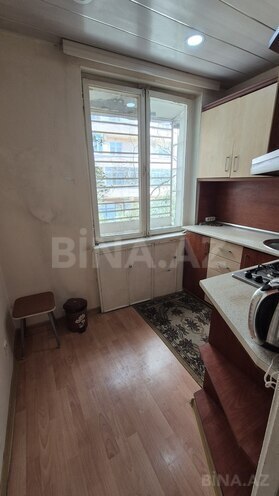 Продаётся 1-комн. вторичка 30 м², м. Элмляр Академиясы, photo 4 from 9