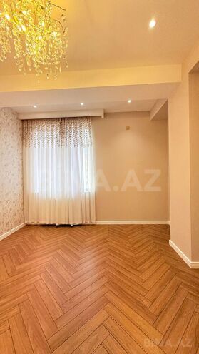 Продаётся 4-комн. новостройка 140 м², Насиминский  р., photo 1 from 17