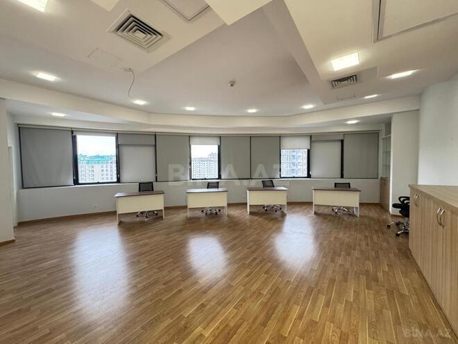 Сдаётся 5-комн. офис 232 м², м. Гянджлик, photo 1 from 19