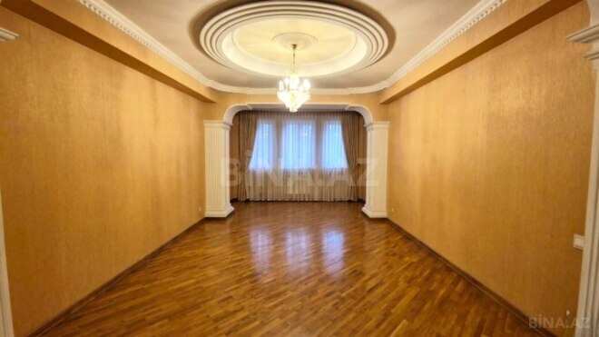 Продаётся 3-комн. новостройка 140 м², м. 8 ноября, photo 1 from 18