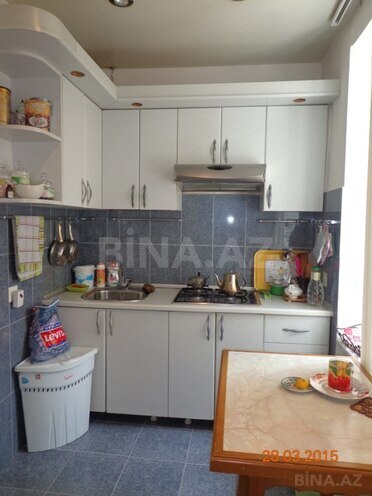 Satılır 1 otaqlı köhnə tikili 30 m², İnşaatçılar m., photo 6 from 8