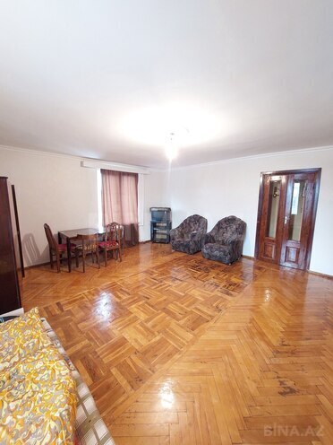 Продаётся 2-комн. вторичка 55 м², м. Нефтчиляр, photo 3 from 15