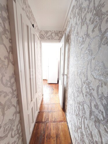 Продаётся 2-комн. вторичка 55 м², м. Нефтчиляр, photo 6 from 15