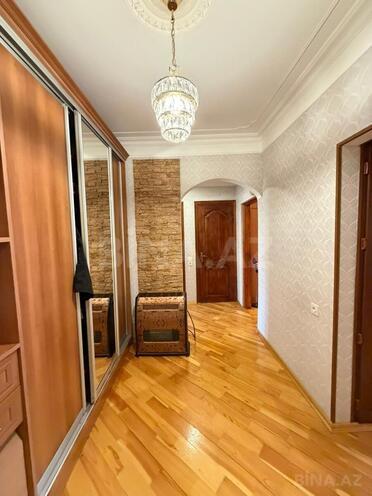 Продаётся 4-комн. вторичка 100 м², Хатаинский р., photo 13 from 19