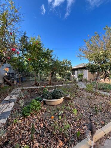 Satılır 7 otaqlı həyət evi/bağ evi 300 m², Novxanı q., photo 25 from 27