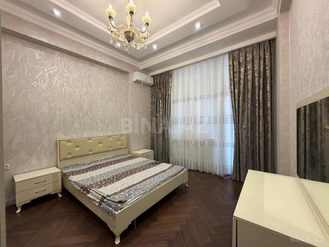 Сдаётся 2-комн. новостройка 65 м², м. Низами, photo 6 from 13