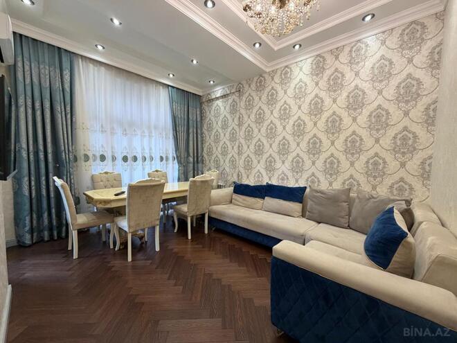 Сдаётся 2-комн. новостройка 65 м², м. Низами, photo 3 from 13