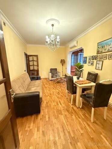 Продаётся 2-комн. вторичка 45 м², м. Азадлыг проспекти, photo 14 from 26