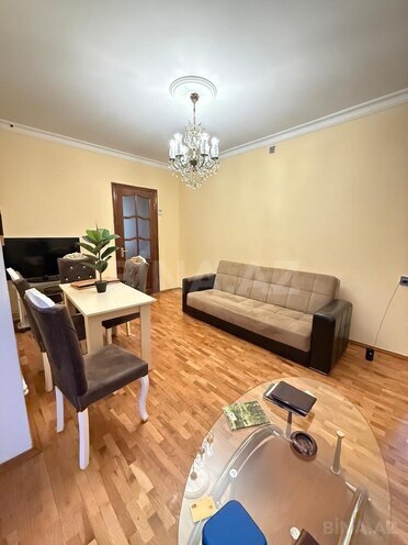 Продаётся 2-комн. вторичка 45 м², м. Азадлыг проспекти, photo 6 from 26