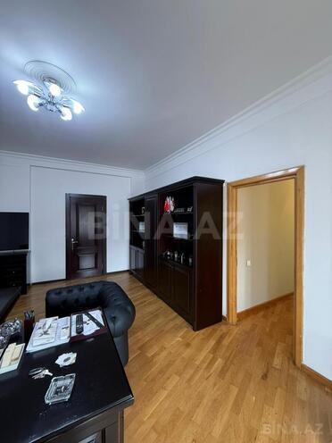 Сдаётся 20-комн. офис 900 м², м. Низами, photo 5 from 22